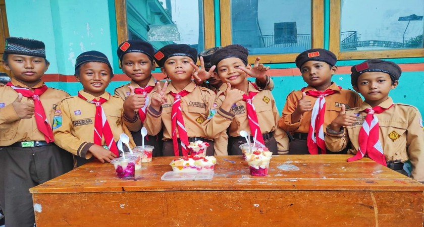 Salad Buah Pramuka, Simbol Kerja Sama dan Kebersamaan.